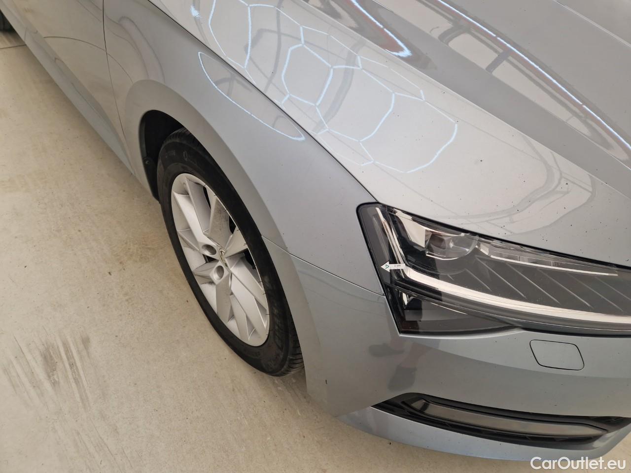  Skoda  Superb 2.0 TDI 150CP Ambition DSG #20