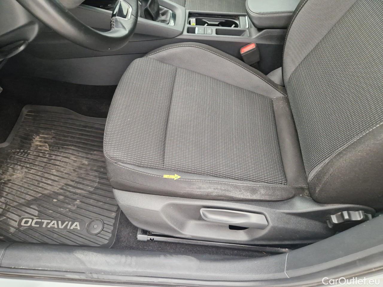  Skoda  Octavia 1.5 TSI 150CP Ambition #39