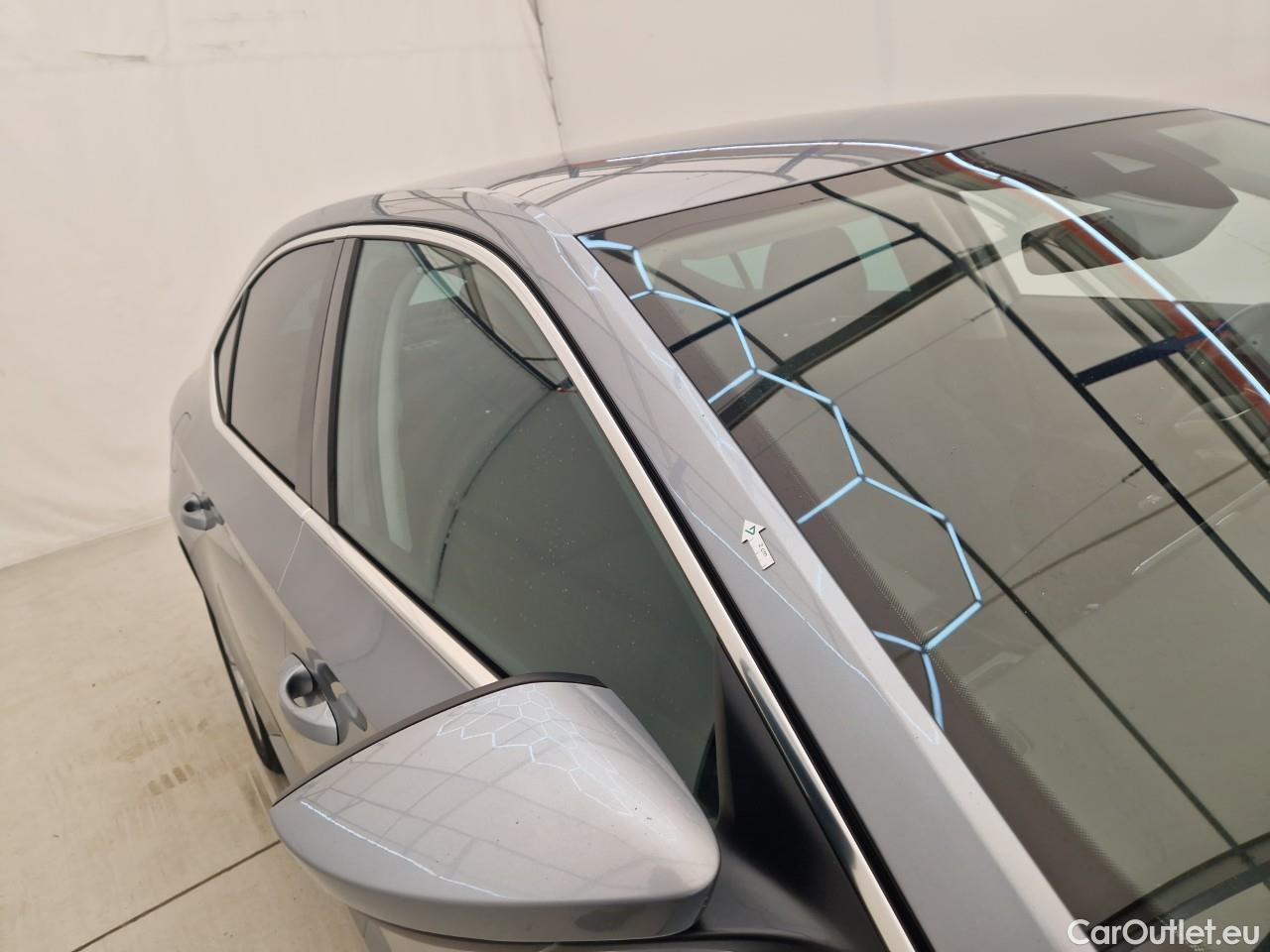  Skoda  Superb 2.0 TDI 150CP Ambition DSG #30