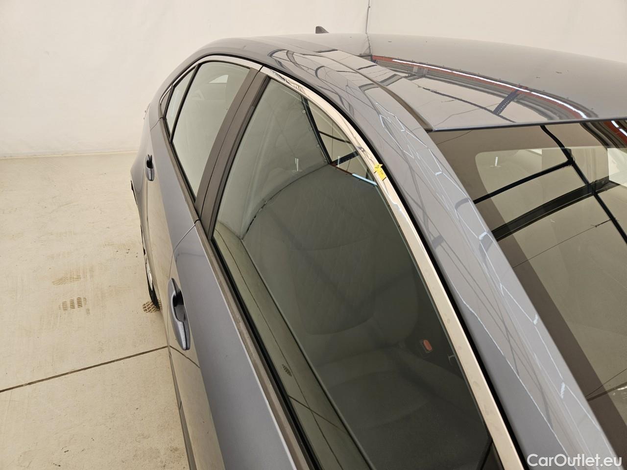  Toyota  Corolla 1.8 Hybrid Business HSD E-CVT #23