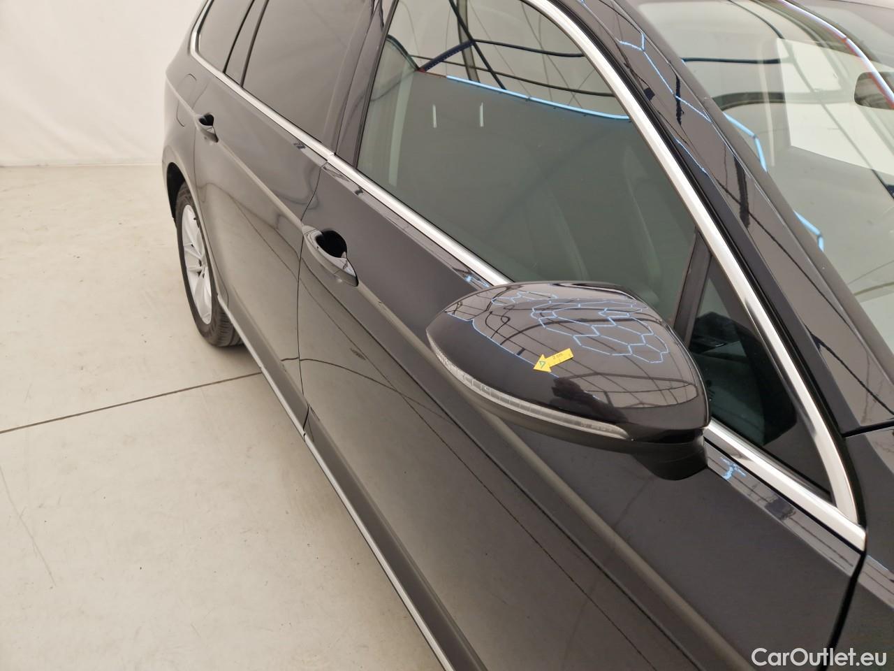  Volkswagen  Passat Var. Highline 2.0 TDI DSG 150 CP #12