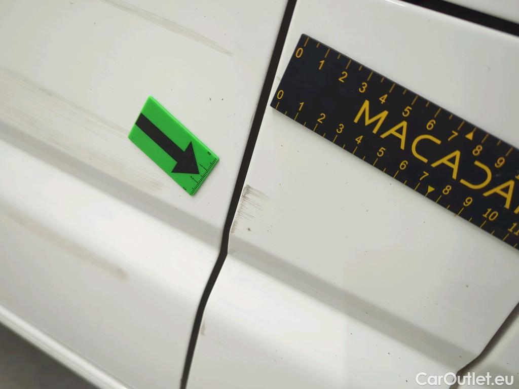  Volkswagen  Transporter KR 2.0 TDI 81KW #16