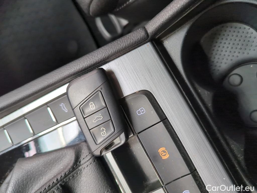  Skoda  Superb 2.0 TDI 150CP Ambition DSG #9