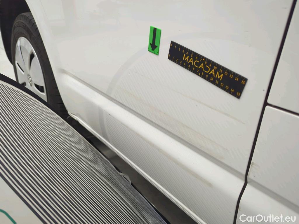  Volkswagen  Transporter KR 2.0 TDI 81KW #8