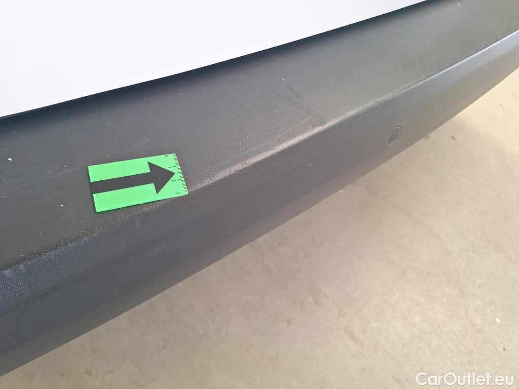 Volkswagen  Transporter KR 2.0 TDI 81KW #14