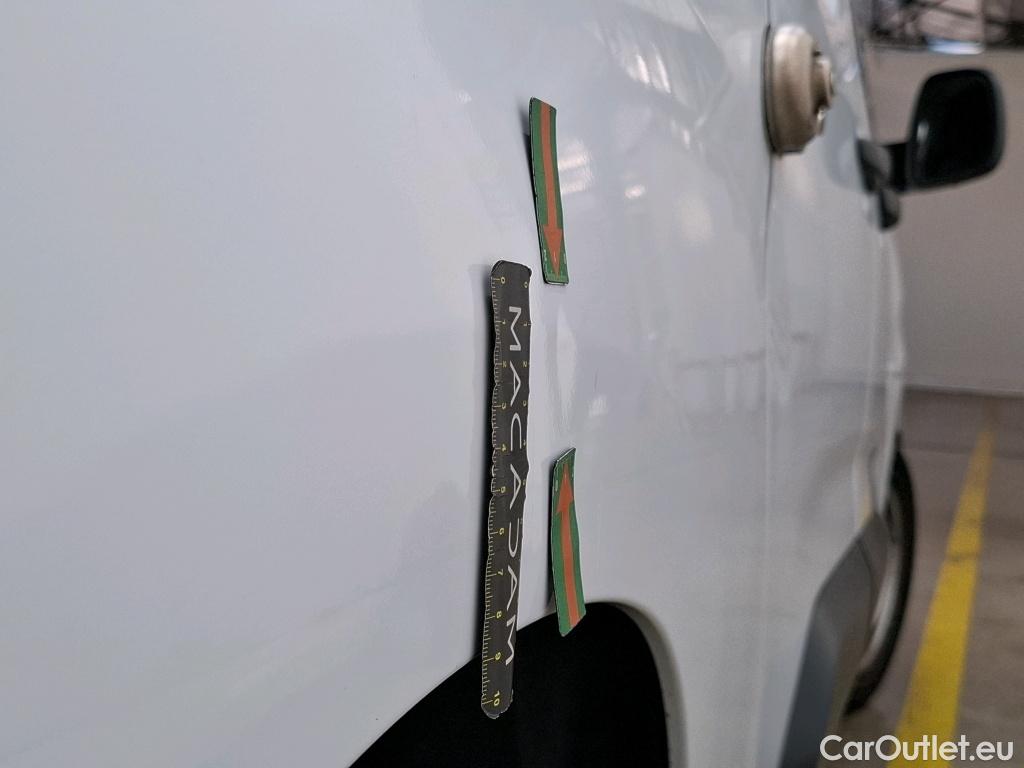  Citroen  Berlingo  Fourgon Club XL 950 1.5 BlueHDi 100CV BVM5 E6dT #15