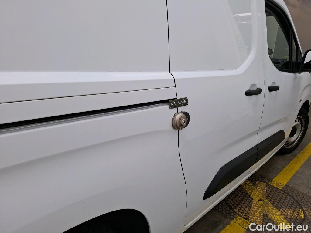  Citroen  Berlingo  Fourgon Club XL 950 1.5 BlueHDi 100CV BVM5 E6dT #4