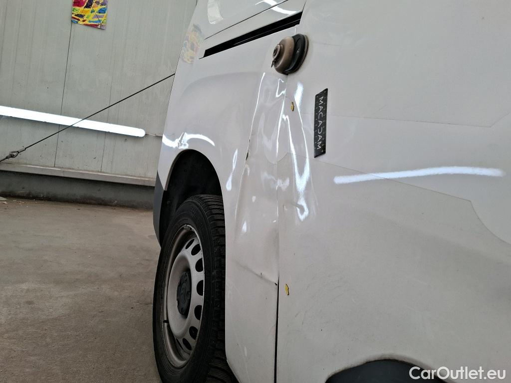  Citroen  Berlingo  Fourgon Club XL 950 1.5 BlueHDi 100CV BVM5 E6dT #36