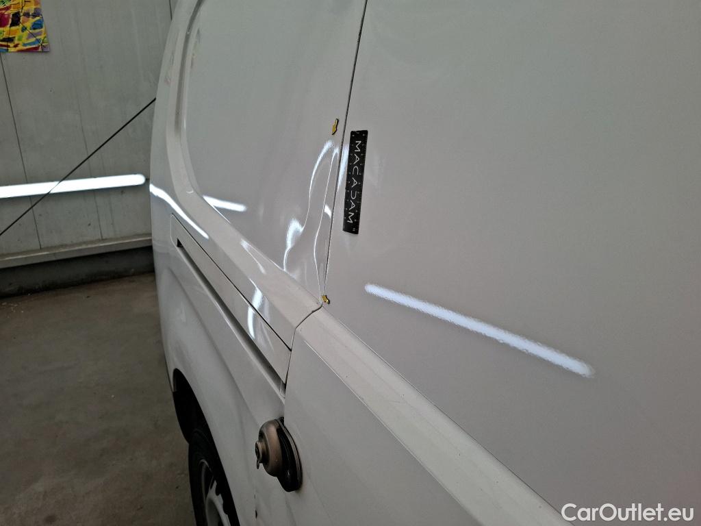  Citroen  Berlingo  Fourgon Club XL 950 1.5 BlueHDi 100CV BVM5 E6dT #8