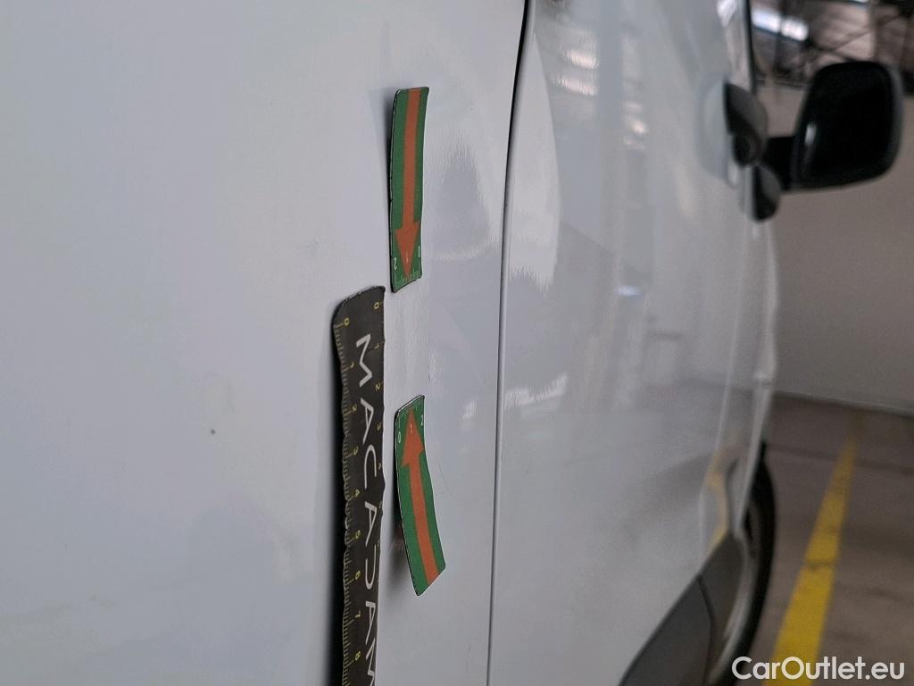  Citroen  Berlingo  Fourgon Club XL 950 1.5 BlueHDi 100CV BVM5 E6dT #17