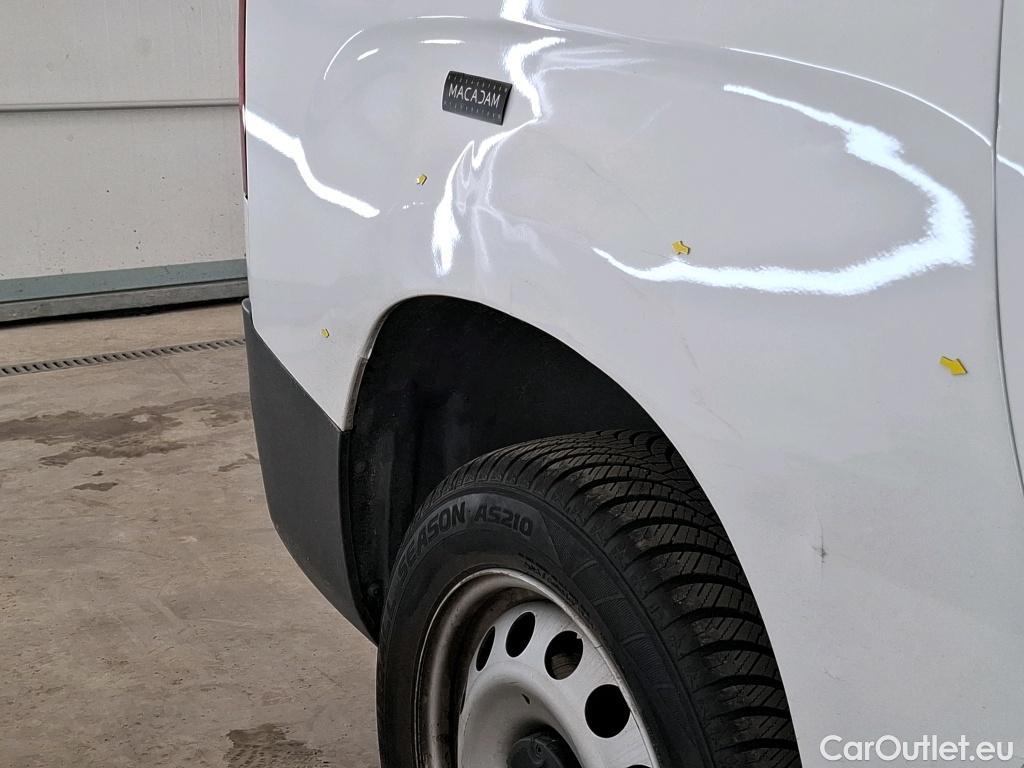  Citroen  Berlingo  Fourgon Club XL 950 1.5 BlueHDi 100CV BVM5 E6dT #2