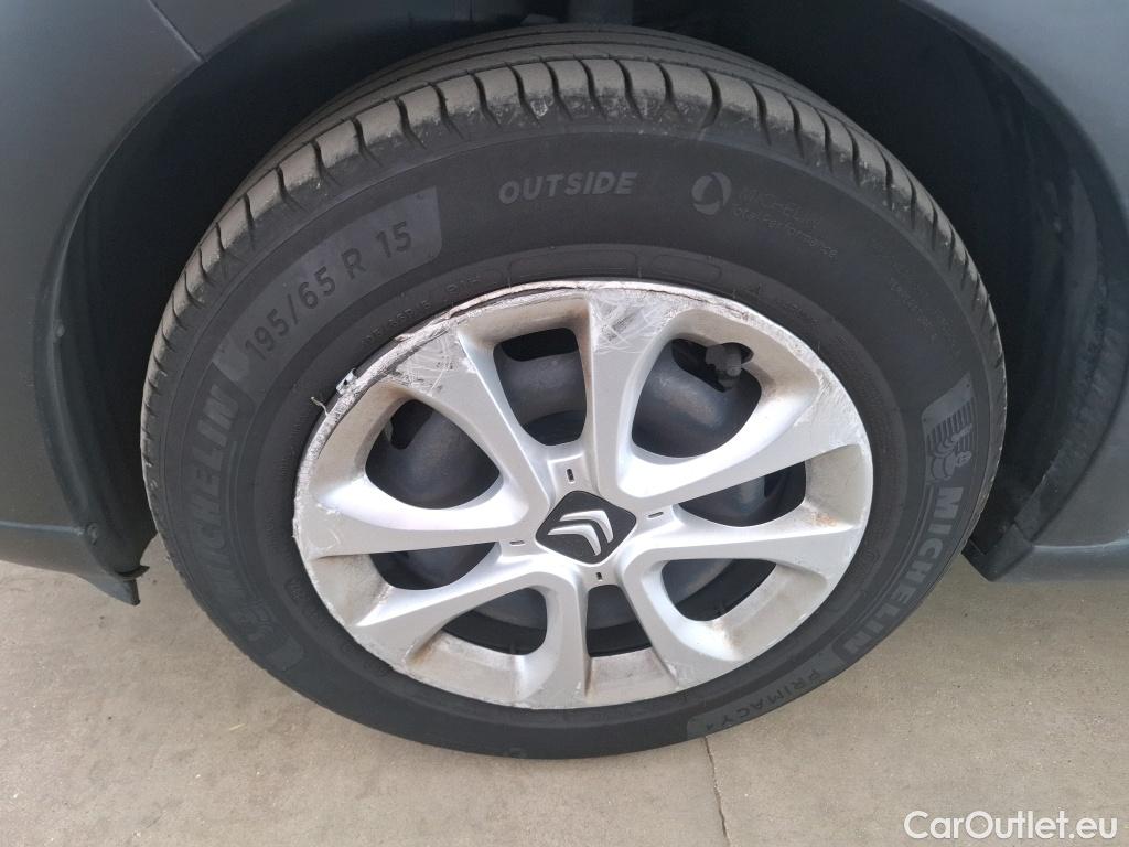  Citroen  C3  Société Feel Nav 1.2 PureTech 80CV BVM5 E6d #19