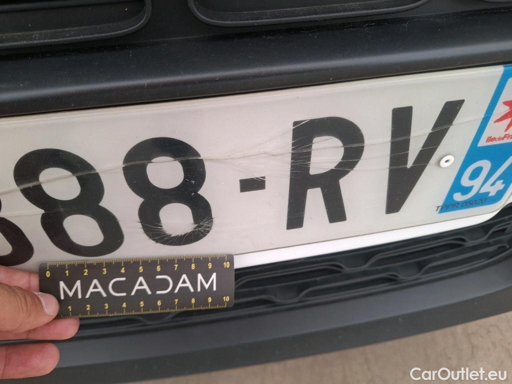  Citroen  C3  Société Feel Nav 1.2 PureTech 80CV BVM5 E6d #31