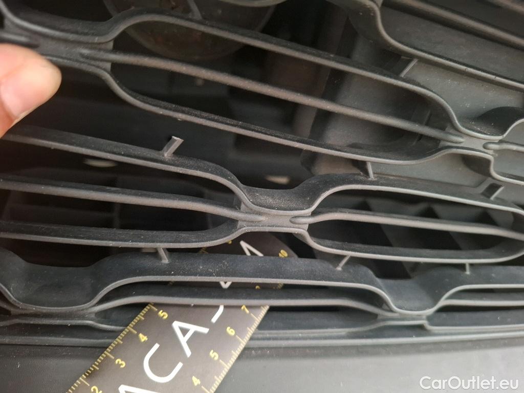  Citroen  C3  Société Feel Nav 1.2 PureTech 80CV BVM5 E6d #4