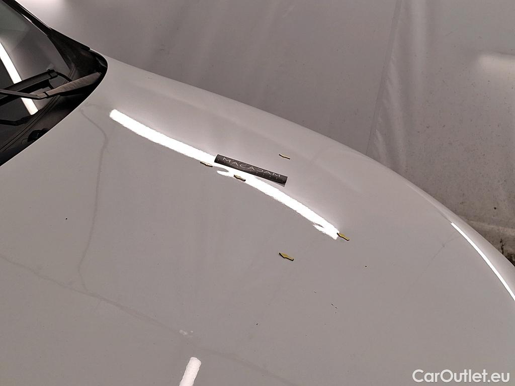  Citroen  C4 Cactus  Feel Nav Société 1.5 BlueHDI 120CV BVA6 E6dT #27