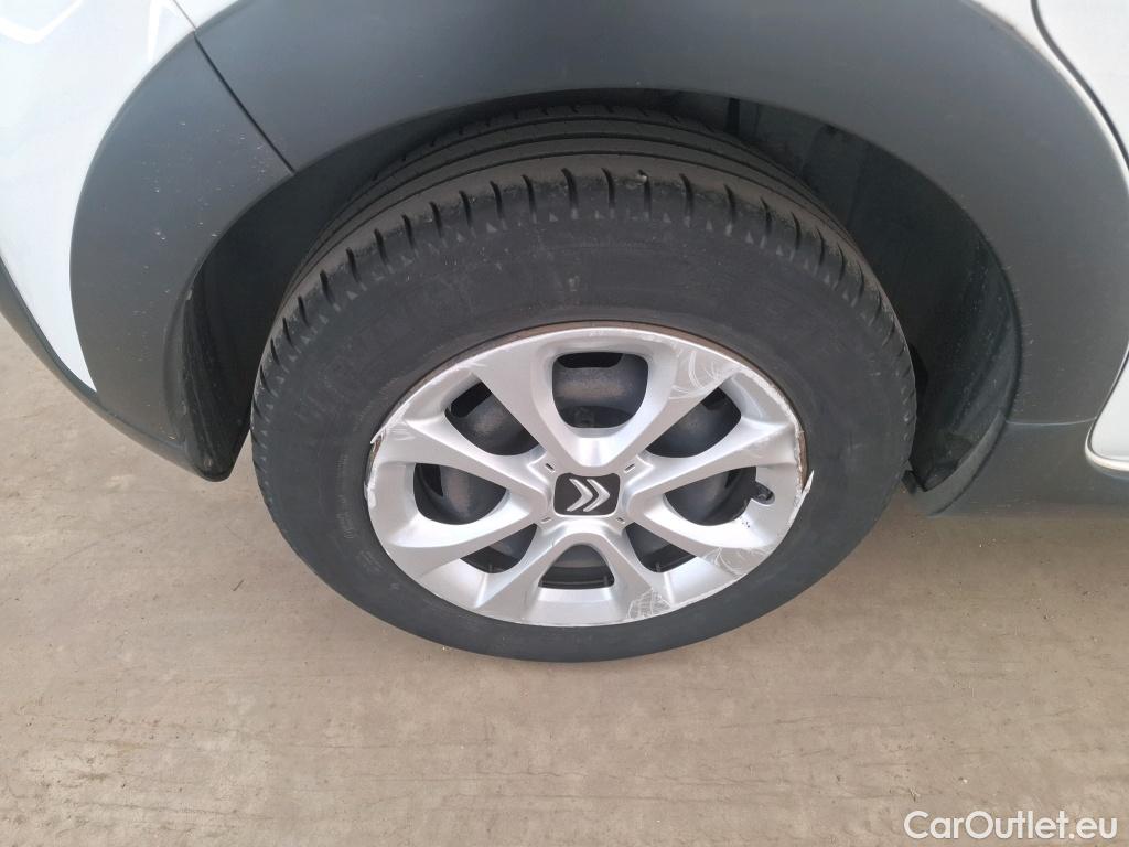  Citroen  C3  Société Feel Nav 1.2 PureTech 80CV BVM5 E6d #25