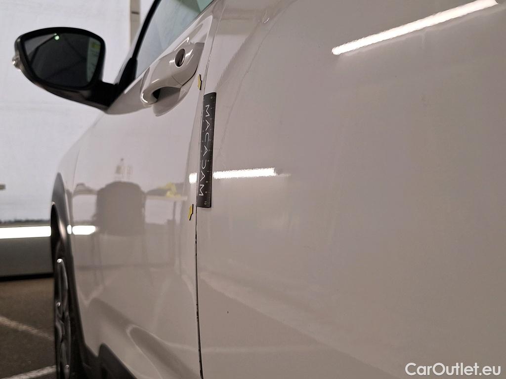  Citroen  C4 Cactus  Feel Nav Société 1.5 BlueHDI 120CV BVA6 E6dT #4