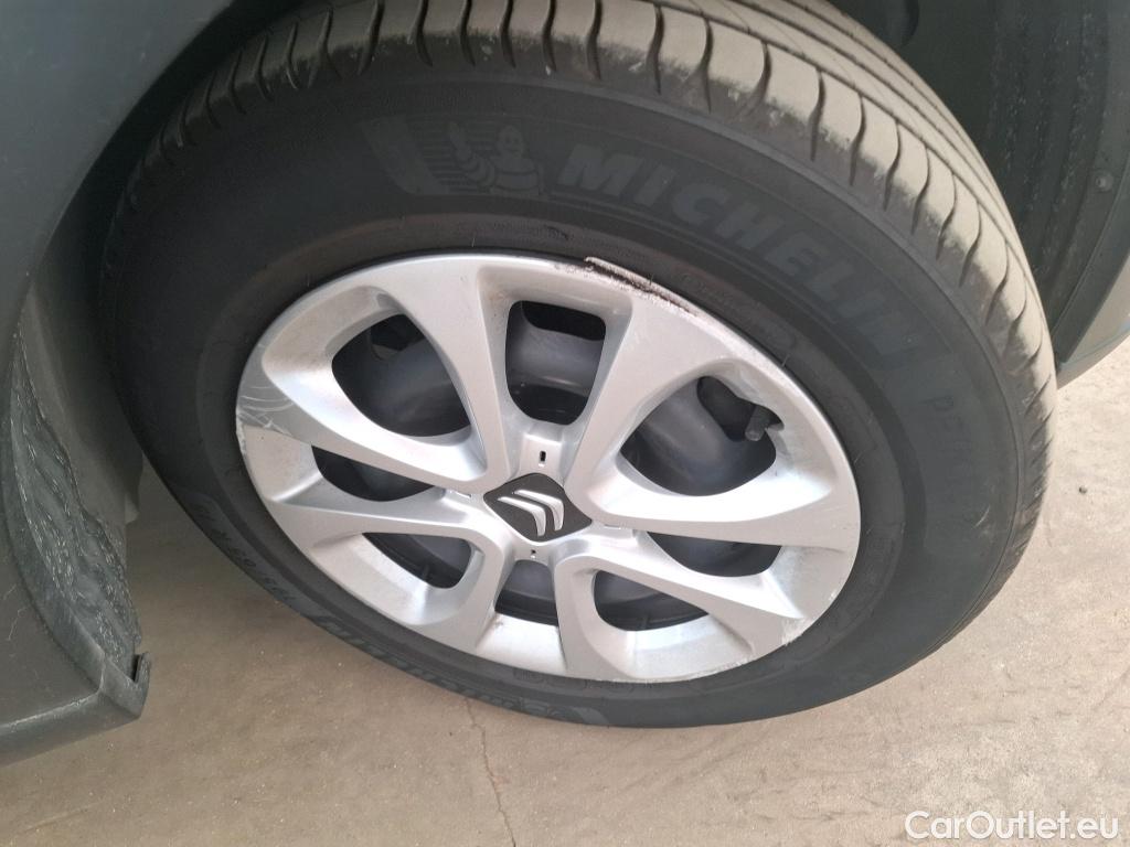  Citroen  C3  Société Feel Nav 1.2 PureTech 80CV BVM5 E6d #23