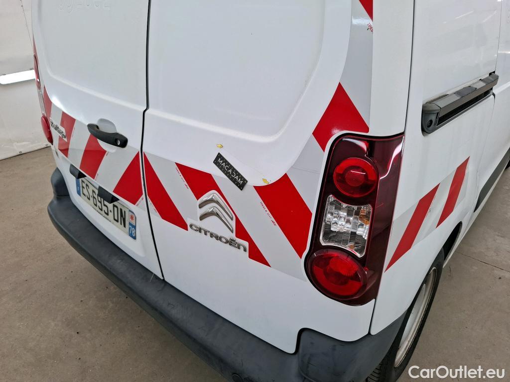  Citroen  Berlingo CITROEN  VU 3p Fourgonnette BlueHDi 100 BVM Club M #58