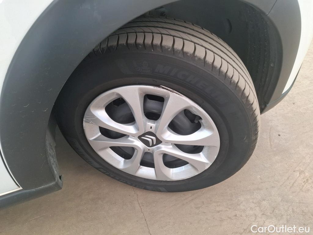  Citroen  C3  Société Feel Nav 1.2 PureTech 80CV BVM5 E6d #22