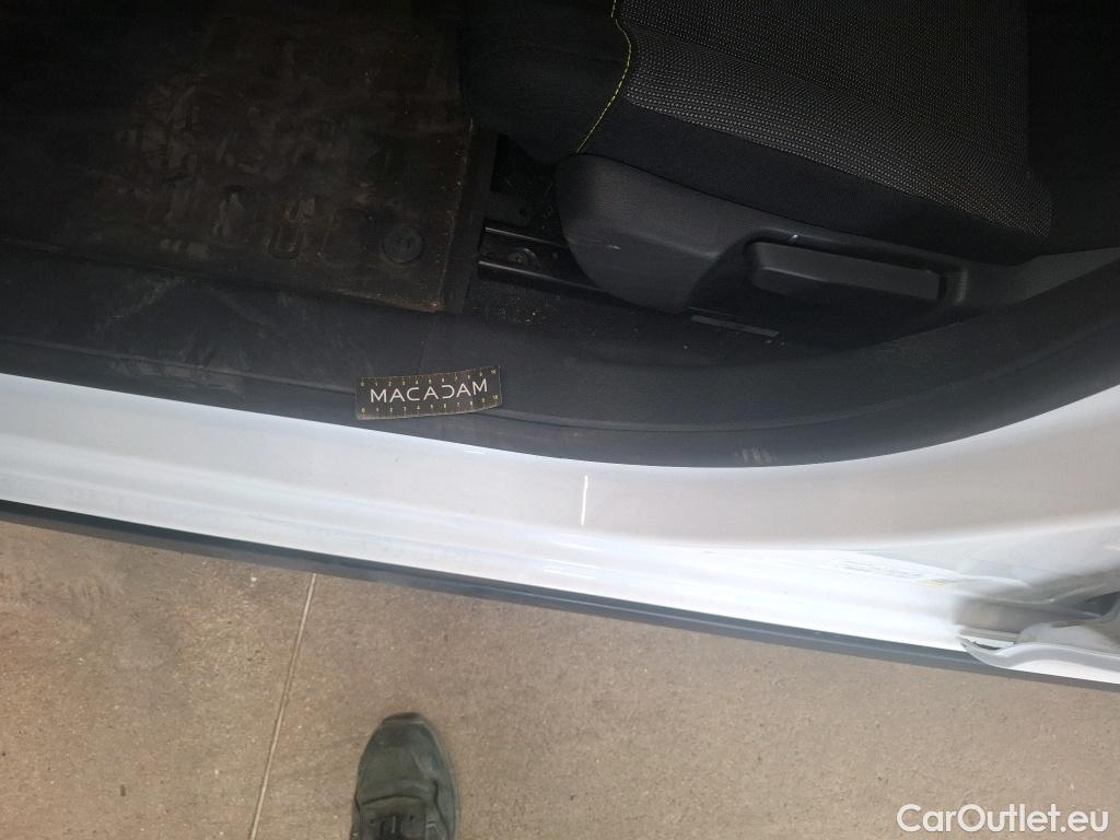  Citroen  C3  Société Feel 1.5 BlueHDI 100CV BVM5 E6dT #1