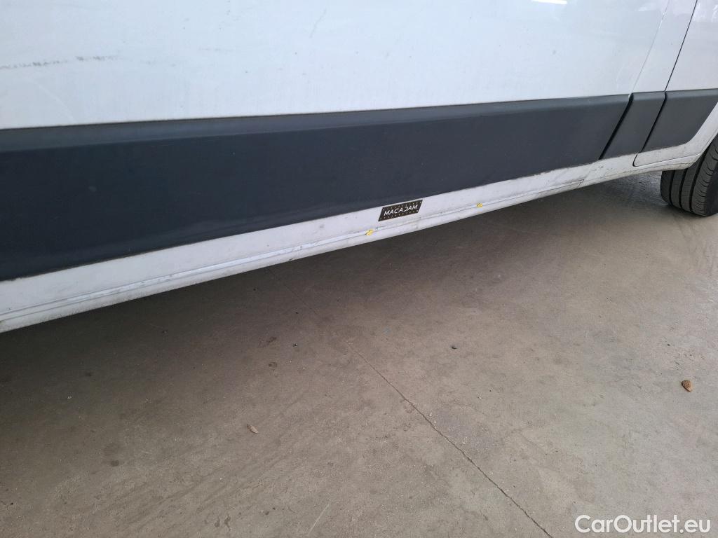  Fiat  Ducato FIAT  VU 4p Fourgon 3 0 M H2 2 0 Multijet 115 Pack Pro Nav #33