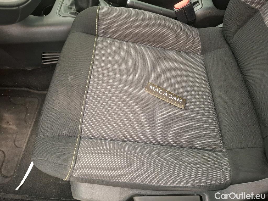  Citroen  C3  Société Feel Nav 1.2 PureTech 80CV BVM5 E6d #35