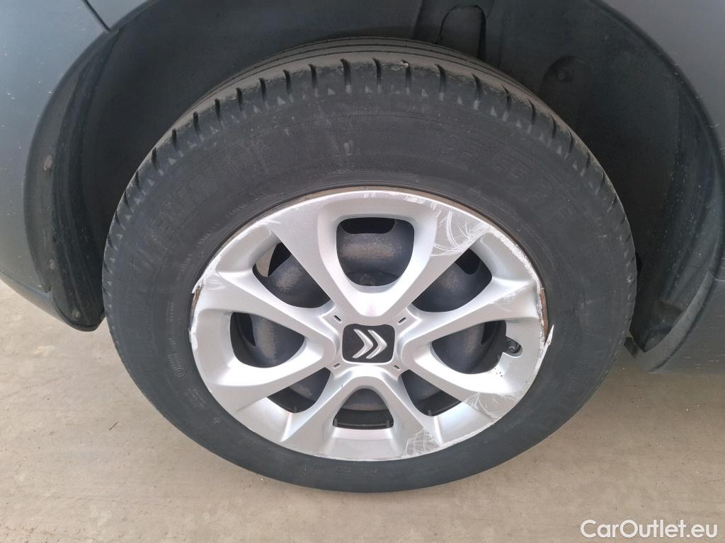  Citroen  C3  Société Feel Nav 1.2 PureTech 80CV BVM5 E6d #6