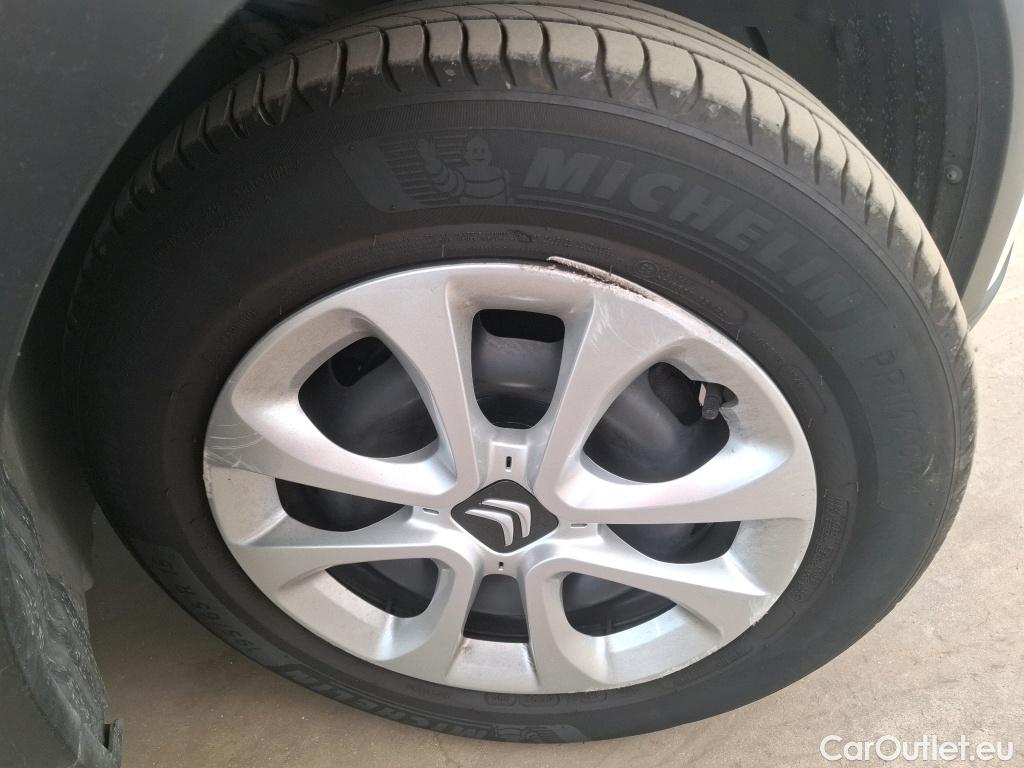  Citroen  C3  Société Feel Nav 1.2 PureTech 80CV BVM5 E6d #11