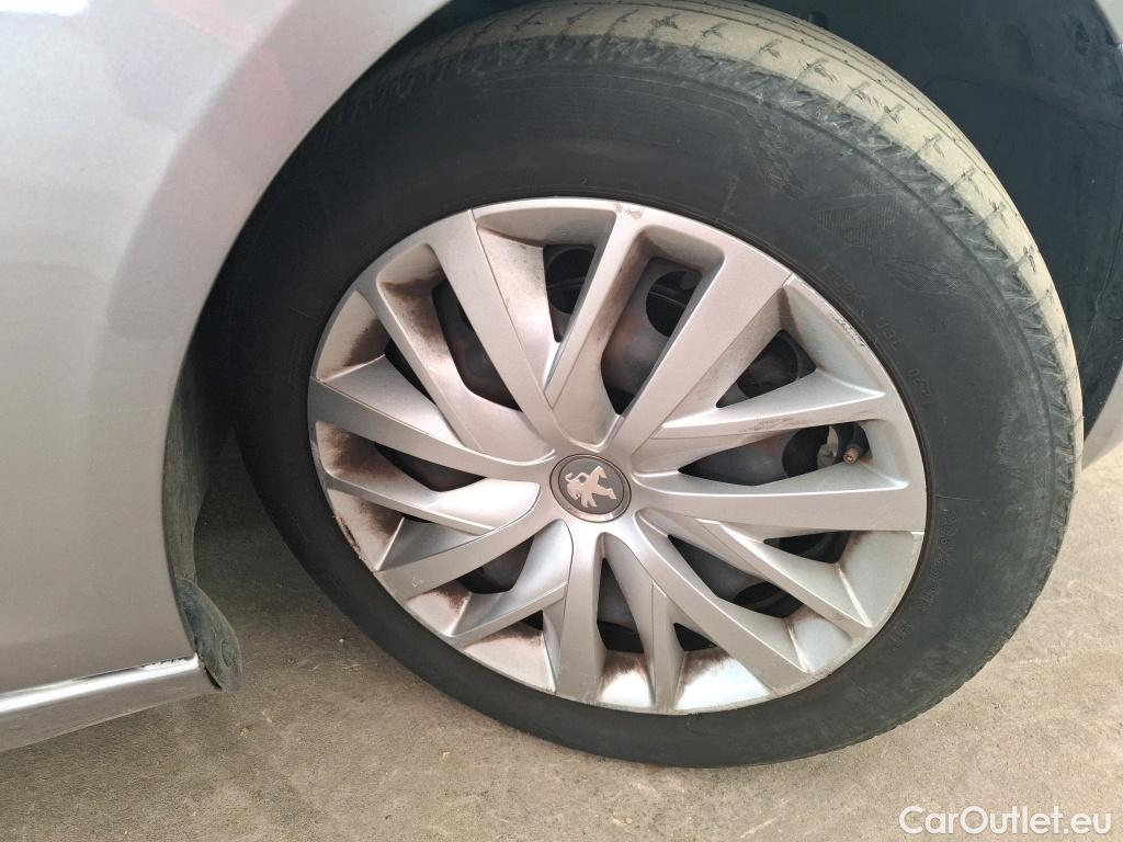  Peugeot  308  Premium Pack 1.5 HDI 100CV BVM6 E6dT #27