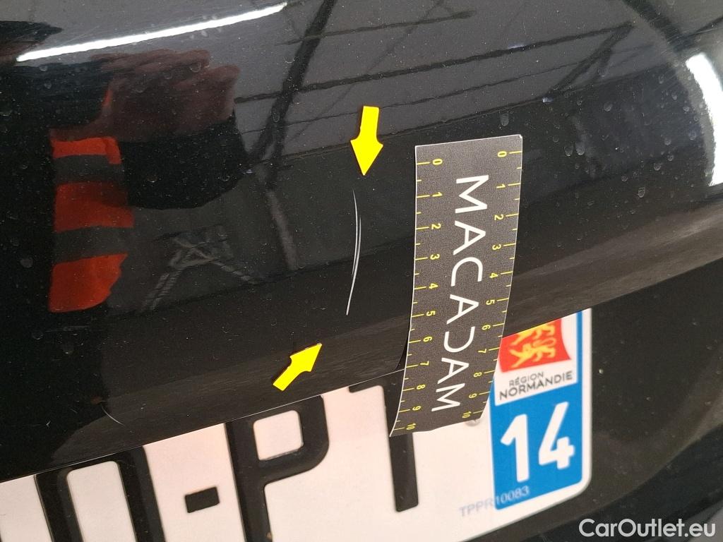  Peugeot  208  Affaire Premium Pack 1.5 HDi 100CV BVM6 E6dT #2