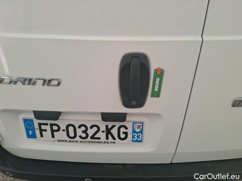  Fiat  Fiorino FIAT  / 2016 / 4P / Fourgonnette 1.3 Multijet 95 Pack Professional Nav #1