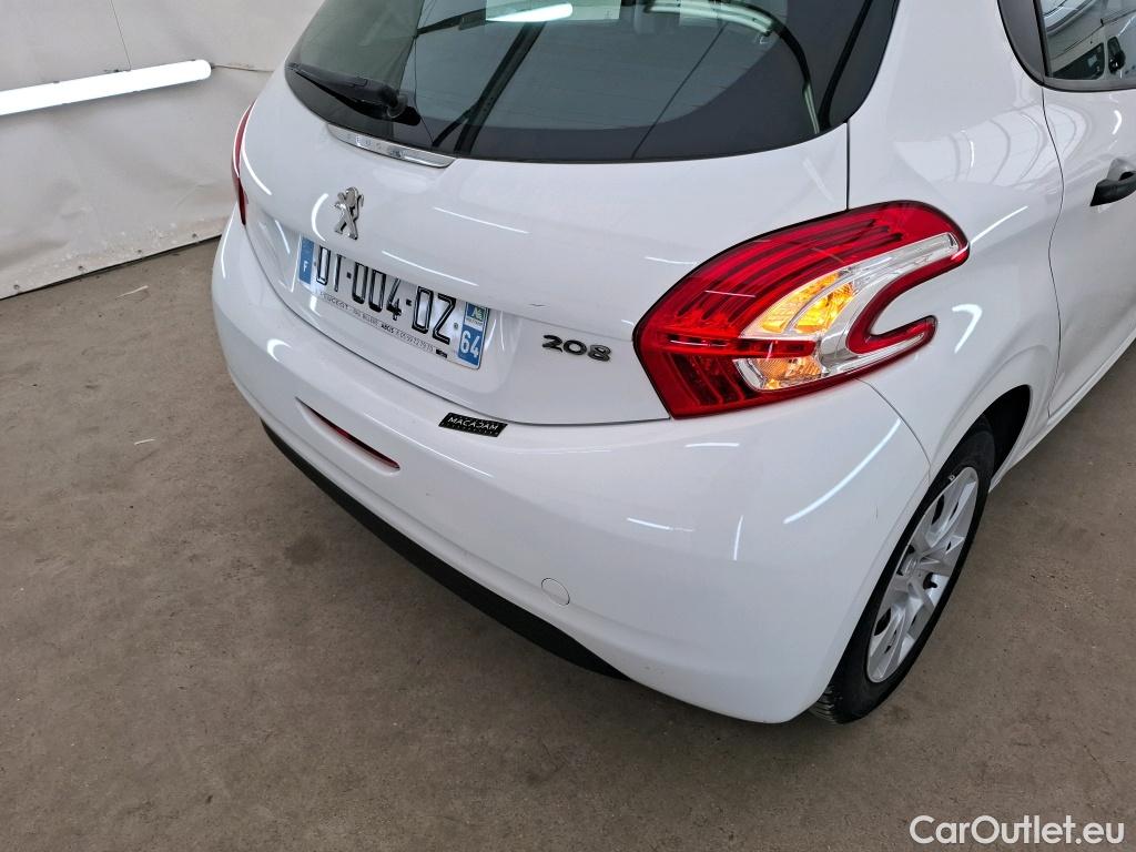  Peugeot  208  Affaire Pack CD Clim 1.4 HDi 70CV BVM5 E5 #52