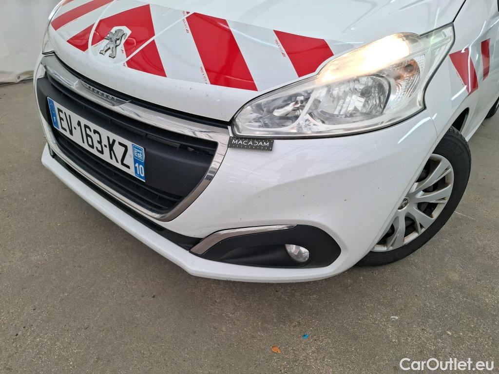  Peugeot  208  Affaire Premium Pack 1.6 HDi 75CV BVM5 E6 #3