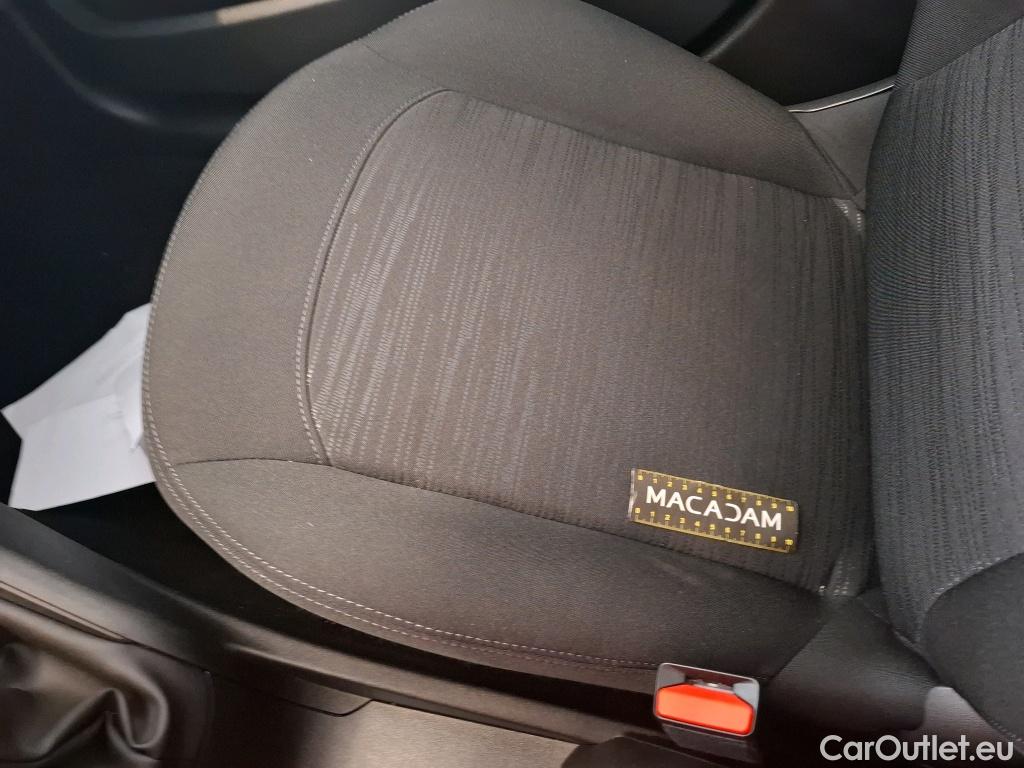  Peugeot  208  Affaire Premium Pack 1.2 80CV BVM5 E6dT #21