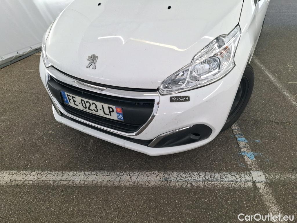  Peugeot  208  Affaire Premium Pack 1.2 80CV BVM5 E6dT #11