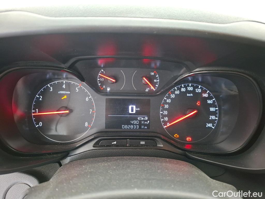  Opel  Combo OPEL  / 2018 / 4P / Fourgonnette 1.5 diesel 100chL1H1/stand CARGO PACK C #32
