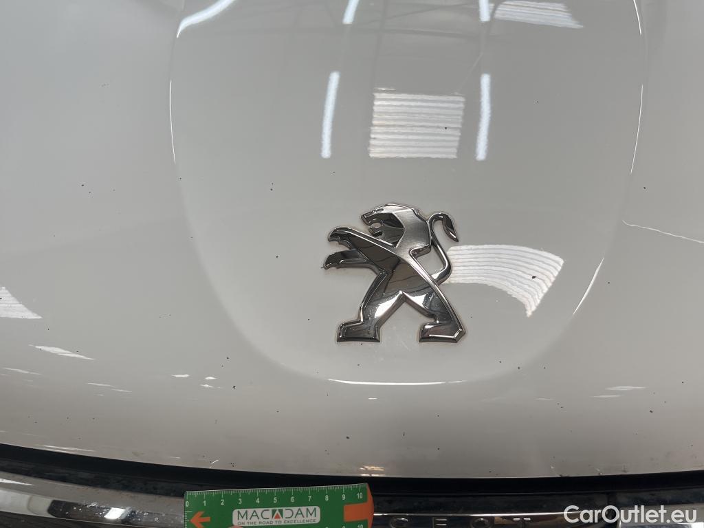  Peugeot  208 PEUGEOT  Affaire / 2015 / 5P / Berline &BlueHDi 100 €6.c S&S PREMIUM #9