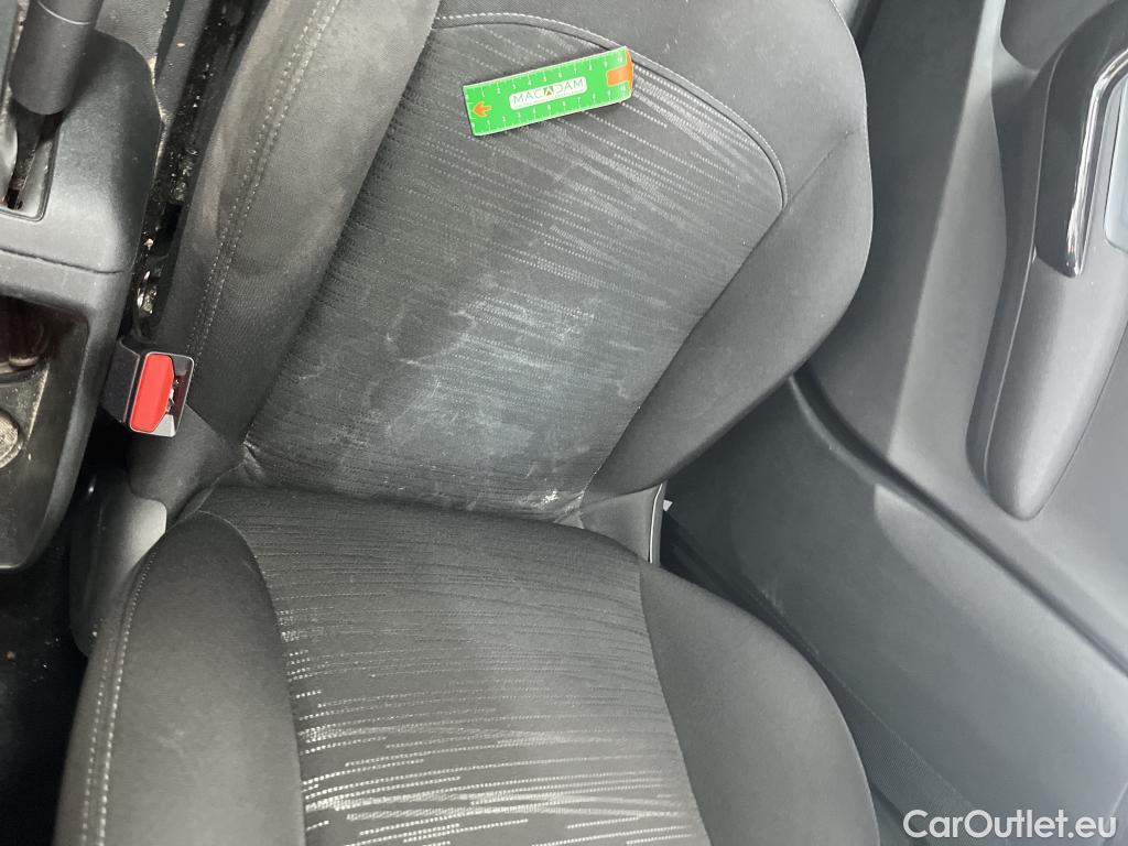  Peugeot  208 PEUGEOT  Affaire / 2015 / 5P / Berline &BlueHDi 100 €6.c S&S PREMIUM #18