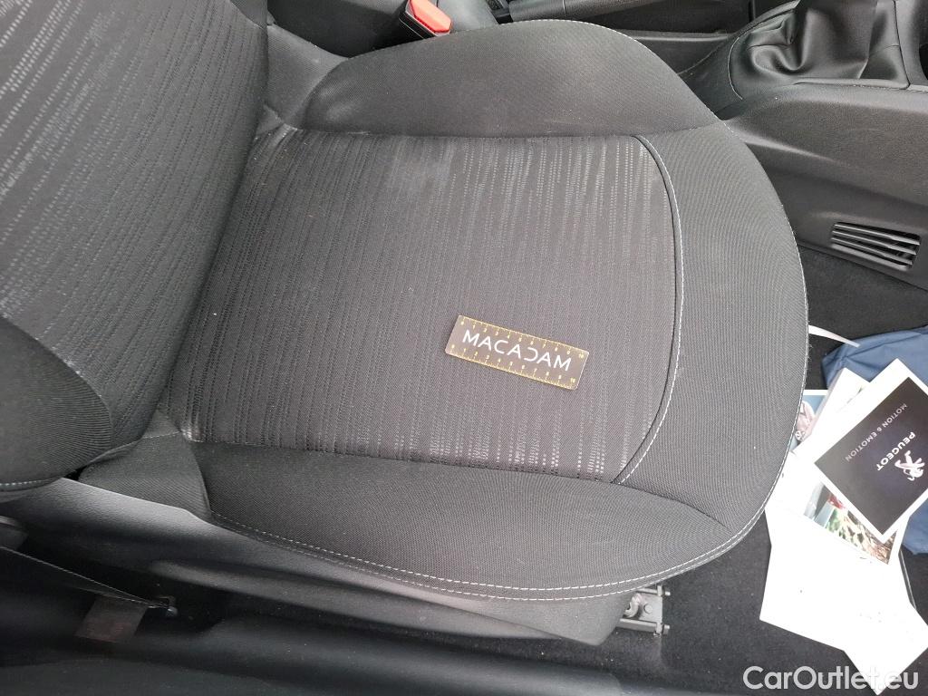  Peugeot  208  Affaire Pack CD Clim 1.4 HDi 70CV BVM5 E5 #31