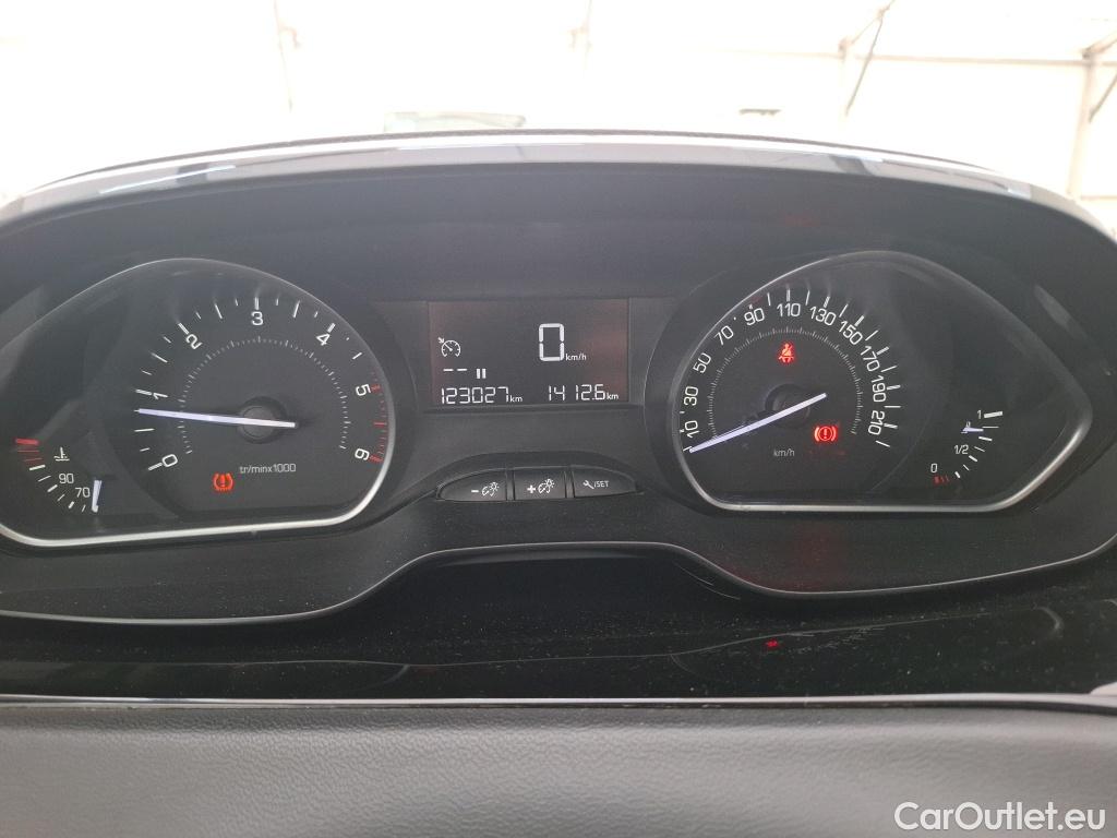  Peugeot  208  Affaire Premium Pack 1.6 HDi 75CV BVM5 E6 #16