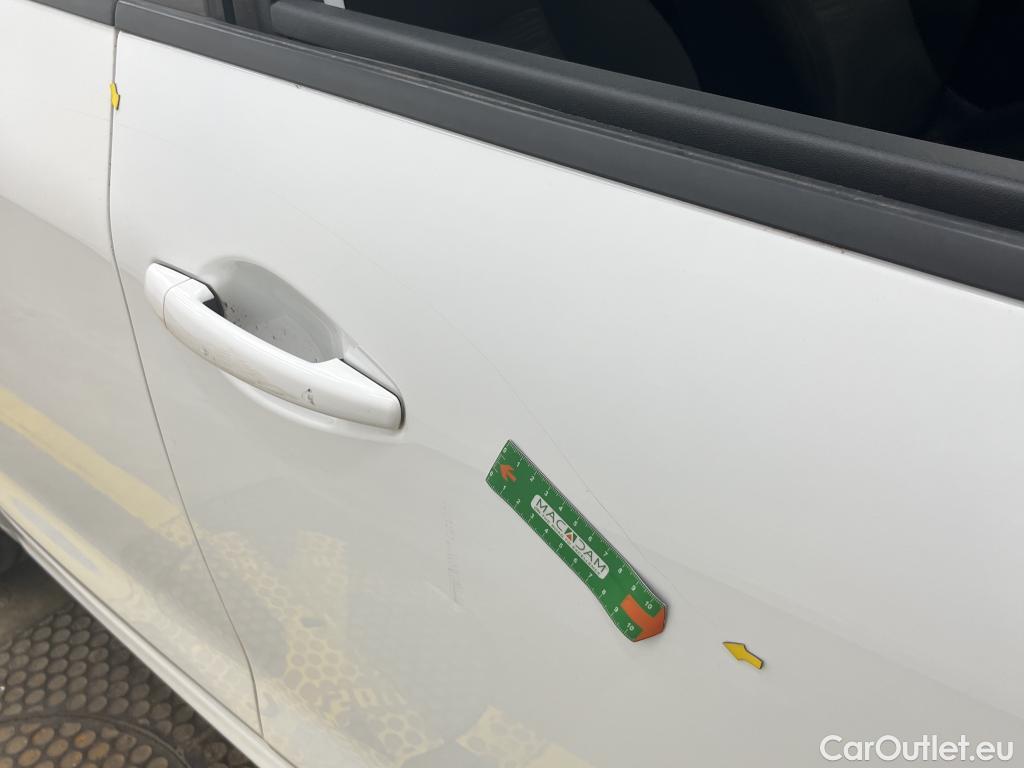  Peugeot  208 PEUGEOT  Affaire / 2015 / 5P / Berline &BlueHDi 100 €6.c S&S PREMIUM #11