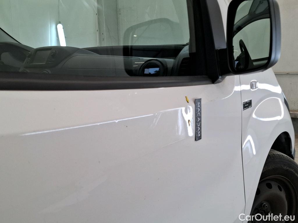  Fiat  Fiorino FIAT  / 2016 / 4P / Fourgonnette 1.3 Multijet 95 Pack Professional Nav #25