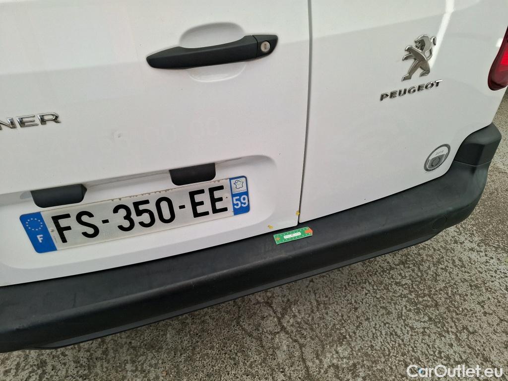  Peugeot  Partner PEUGEOT  / 2018 / 5P / Fourgonnette BLUEHDI 130 S&S LONG Cabine App #11