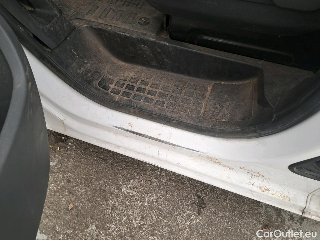  Peugeot  Expert  Fourgon Pro L2 1.5 HDi 100CV BVM6 E6dT #19