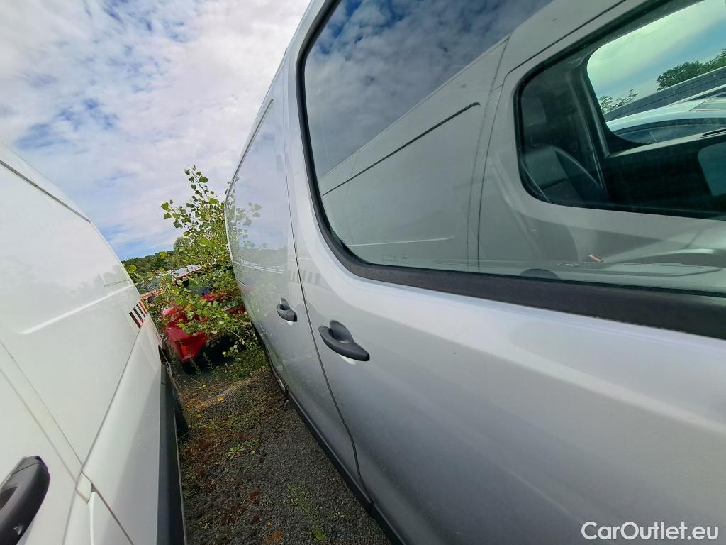  Peugeot  Expert PEUGEOT  VU 4p Fourgon BLUEHDI 120 S&S STANDARD PREMIUM PA #42