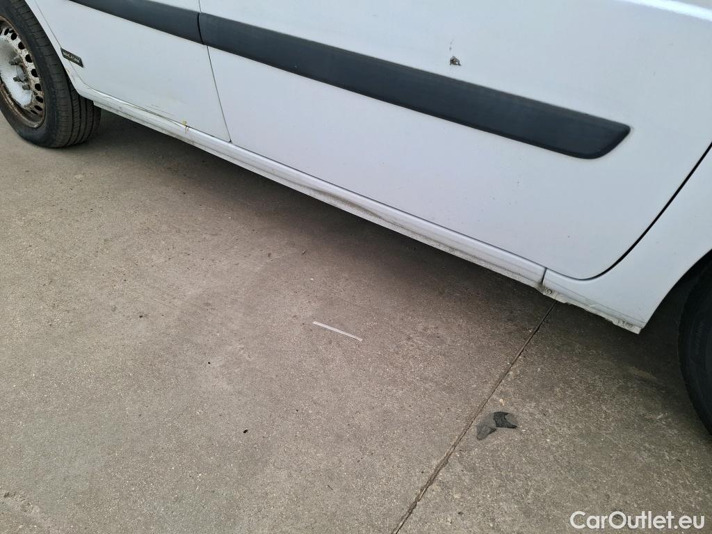  Renault  Kangoo RENAULT  Express / 2013 / 4P / Fourgonnette Grand Confort dCi 90 #6