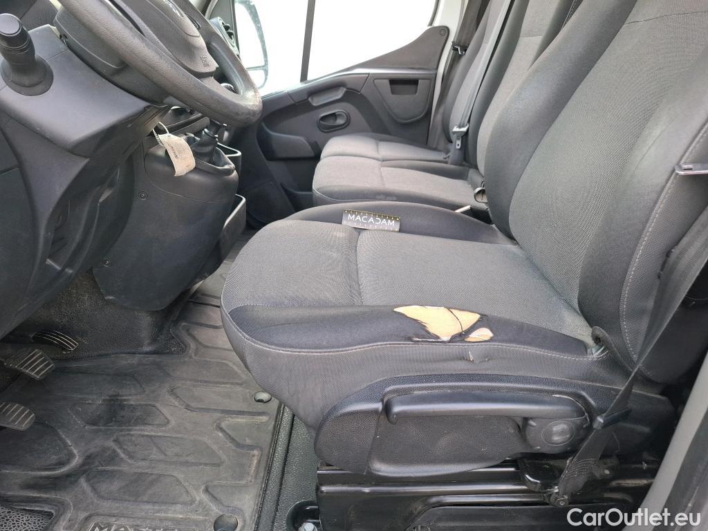  Renault  Master RENAULT  VU 4p Fourgon FG GCf Trac F3500 L2H2 Energy dCi 145 E6 #9