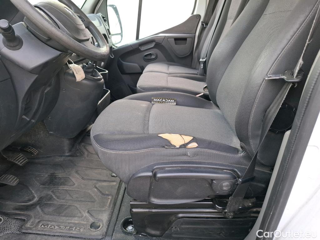  Renault  Master RENAULT  VU 4p Fourgon FG GCf Trac F3500 L2H2 Energy dCi 145 E6 #80