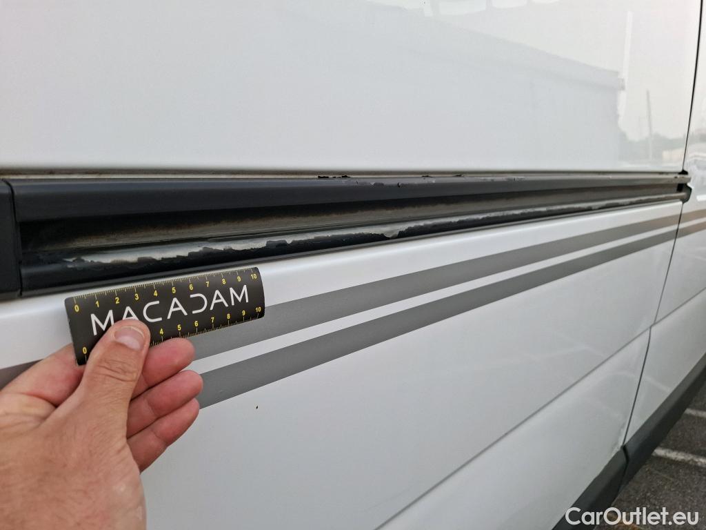 Renault  Master RENAULT  VU 4p Fourgon FG GCf Trac F3500 L2H2 Energy dCi 145 E6 #79